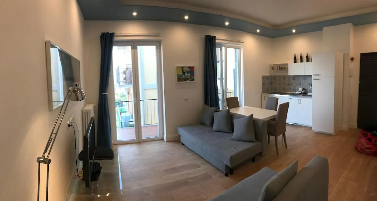 New Life - Panoramic Apartment Brescia 0*,